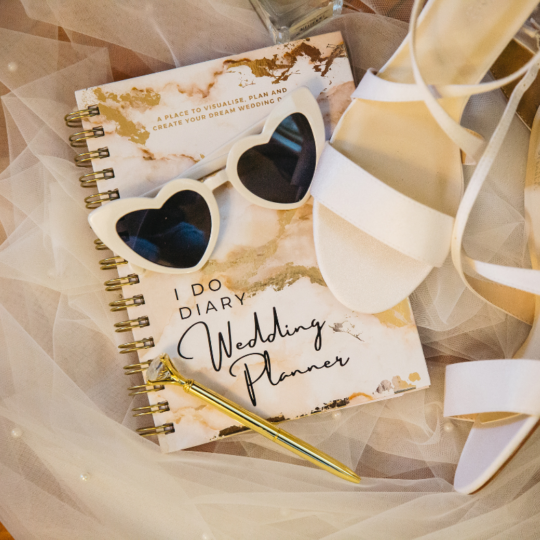 Wedding Planner Book & Diamond Pen