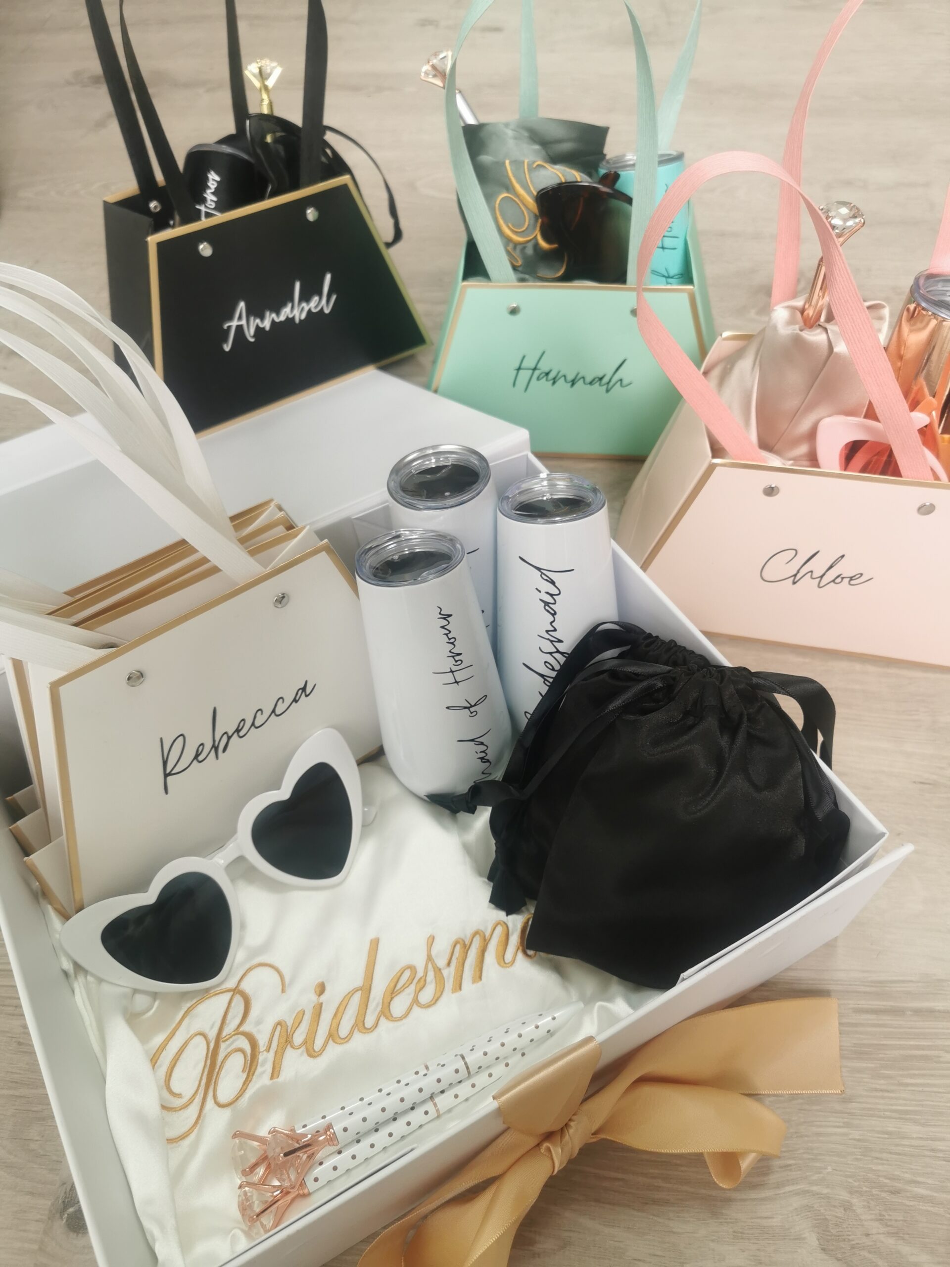 Gorgeous Gift Ideas For Women - To Make Her Feel Special