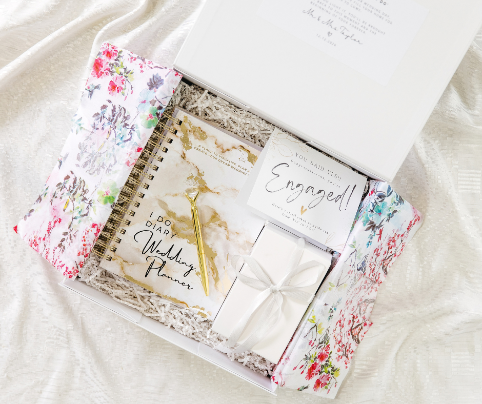 Wedding Planner & Candle Keepsake Box