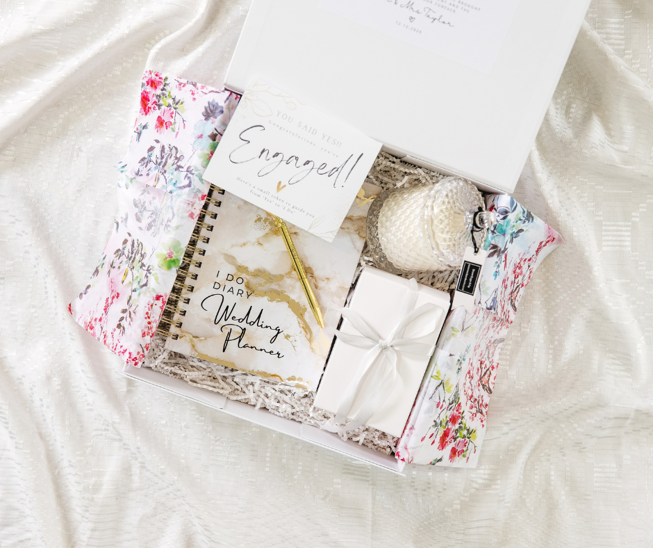 Wedding Planner & Candle Keepsake Box